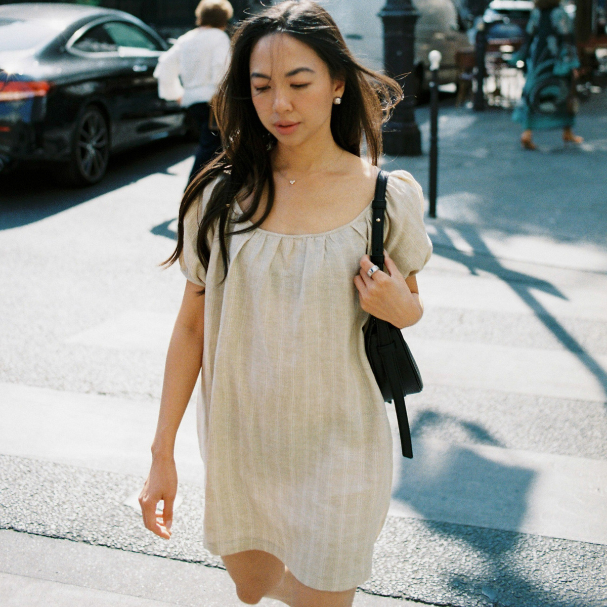 Linnea mini dress in striped linen with puff sleeves